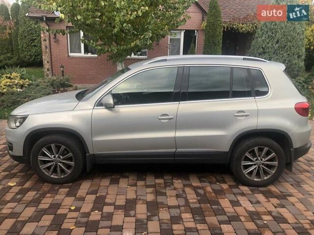 Серый Фольксваген Тигуан, объемом двигателя 1.98 л и пробегом 135 тыс. км за 11000 $, фото 1 на Automoto.ua