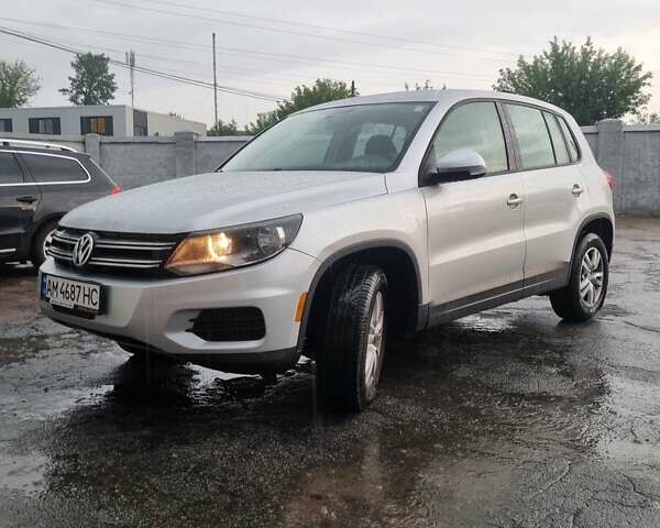 Сірий Фольксваген Тігуан, об'ємом двигуна 1.98 л та пробігом 140 тис. км за 10500 $, фото 1 на Automoto.ua