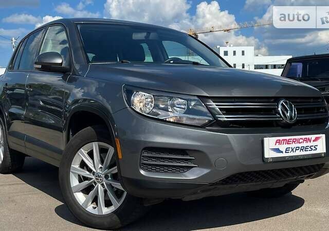 Серый Фольксваген Тигуан, объемом двигателя 1.98 л и пробегом 130 тыс. км за 13200 $, фото 1 на Automoto.ua
