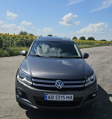 Серый Фольксваген Тигуан, объемом двигателя 1.98 л и пробегом 193 тыс. км за 14500 $, фото 1 на Automoto.ua