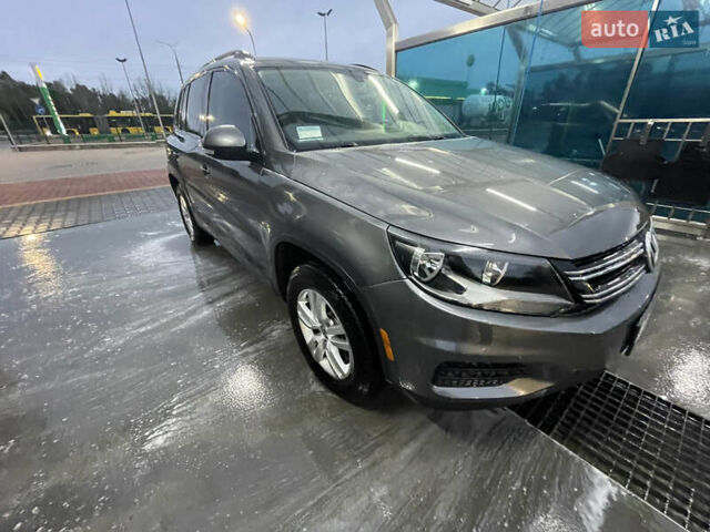 Сірий Фольксваген Тігуан, об'ємом двигуна 1.98 л та пробігом 79 тис. км за 14800 $, фото 1 на Automoto.ua