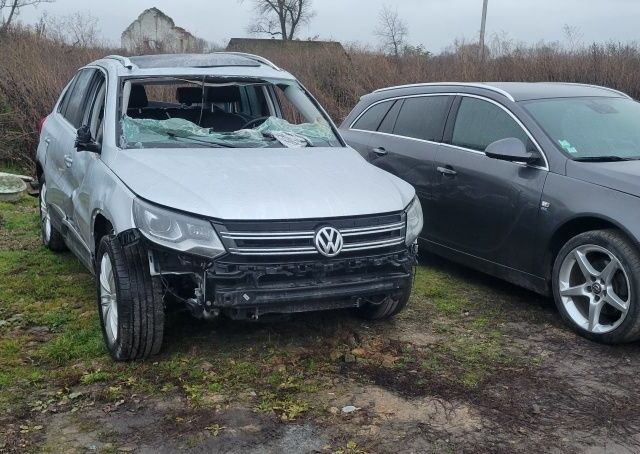 Серый Фольксваген Тигуан, объемом двигателя 0 л и пробегом 250 тыс. км за 3500 $, фото 1 на Automoto.ua