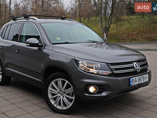 Сірий Фольксваген Тігуан, об'ємом двигуна 2 л та пробігом 150 тис. км за 13999 $, фото 1 на Automoto.ua