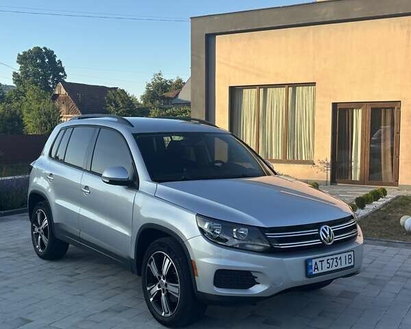 Серый Фольксваген Тигуан, объемом двигателя 1.98 л и пробегом 210 тыс. км за 12900 $, фото 1 на Automoto.ua