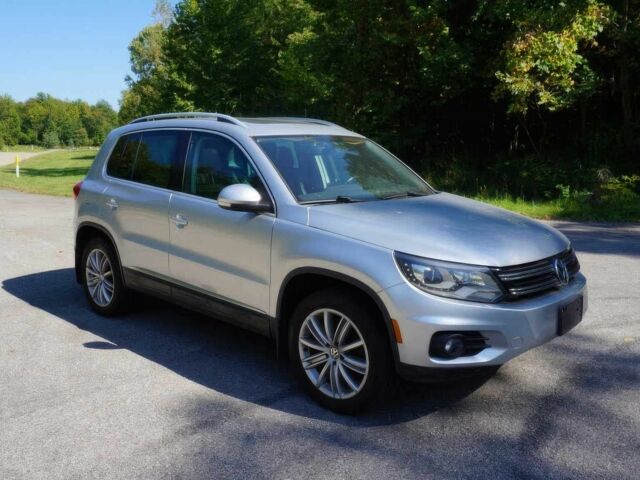 Сірий Фольксваген Тігуан, об'ємом двигуна 2 л та пробігом 72 тис. км за 5900 $, фото 1 на Automoto.ua