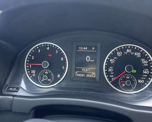 Сірий Фольксваген Тігуан, об'ємом двигуна 1.98 л та пробігом 170 тис. км за 14000 $, фото 1 на Automoto.ua