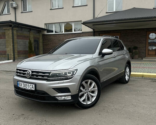 Серый Фольксваген Тигуан, объемом двигателя 1.98 л и пробегом 115 тыс. км за 23300 $, фото 1 на Automoto.ua