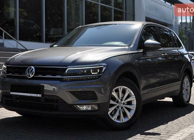 Сірий Фольксваген Тігуан, об'ємом двигуна 1.98 л та пробігом 119 тис. км за 22900 $, фото 1 на Automoto.ua