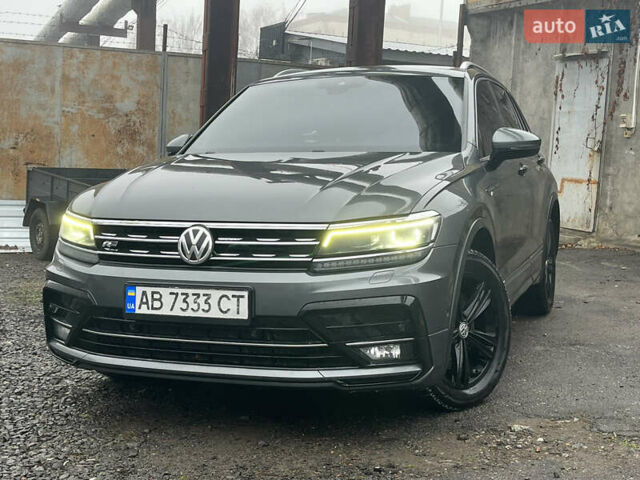 Серый Фольксваген Тигуан, объемом двигателя 1.97 л и пробегом 220 тыс. км за 26500 $, фото 1 на Automoto.ua