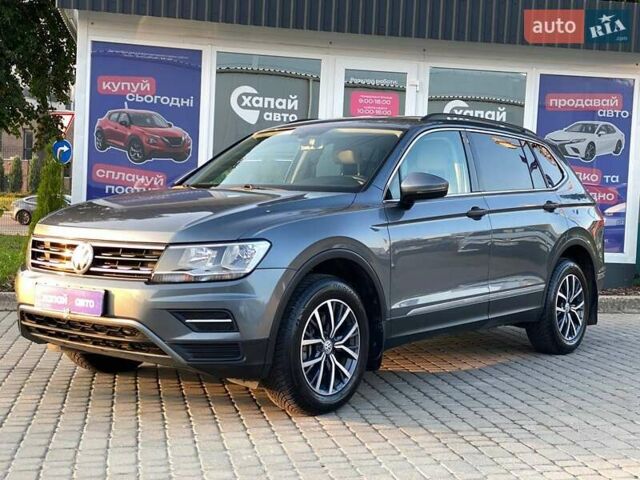 Сірий Фольксваген Тігуан, об'ємом двигуна 1.98 л та пробігом 154 тис. км за 18500 $, фото 1 на Automoto.ua