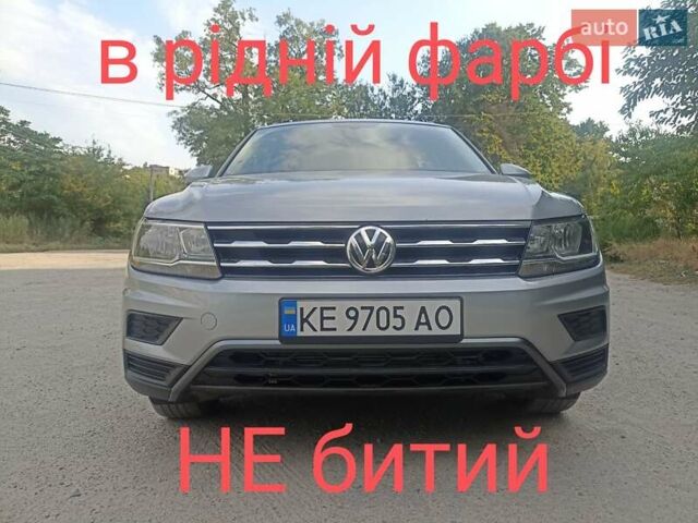 Серый Фольксваген Тигуан, объемом двигателя 1.98 л и пробегом 159 тыс. км за 19900 $, фото 1 на Automoto.ua