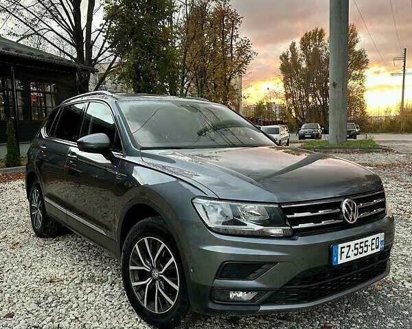 Серый Фольксваген Тигуан, объемом двигателя 1.97 л и пробегом 212 тыс. км за 26500 $, фото 1 на Automoto.ua
