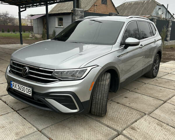 Серый Фольксваген Тигуан, объемом двигателя 1.98 л и пробегом 63 тыс. км за 25900 $, фото 1 на Automoto.ua