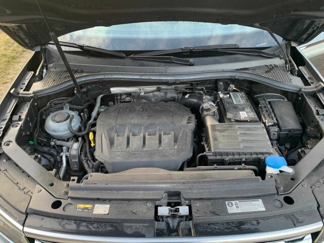 Серый Фольксваген Тигуан, объемом двигателя 2 л и пробегом 74 тыс. км за 11100 $, фото 1 на Automoto.ua