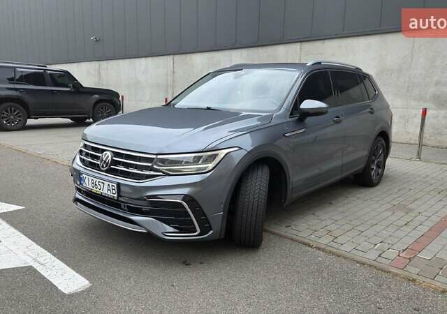 Серый Фольксваген Тигуан, объемом двигателя 1.98 л и пробегом 106 тыс. км за 23000 $, фото 1 на Automoto.ua