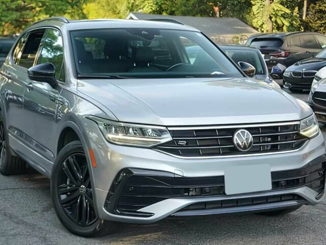 Серый Фольксваген Тигуан, объемом двигателя 2 л и пробегом 13 тыс. км за 8900 $, фото 1 на Automoto.ua