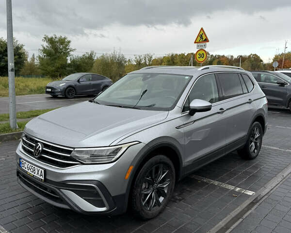 Серый Фольксваген Тигуан, объемом двигателя 1.98 л и пробегом 60 тыс. км за 28300 $, фото 1 на Automoto.ua