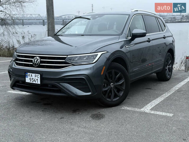 Серый Фольксваген Тигуан, объемом двигателя 1.98 л и пробегом 12 тыс. км за 29900 $, фото 1 на Automoto.ua