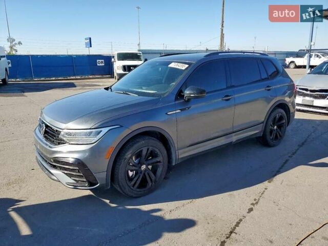 Сірий Фольксваген Тігуан, об'ємом двигуна 2 л та пробігом 32 тис. км за 10500 $, фото 1 на Automoto.ua