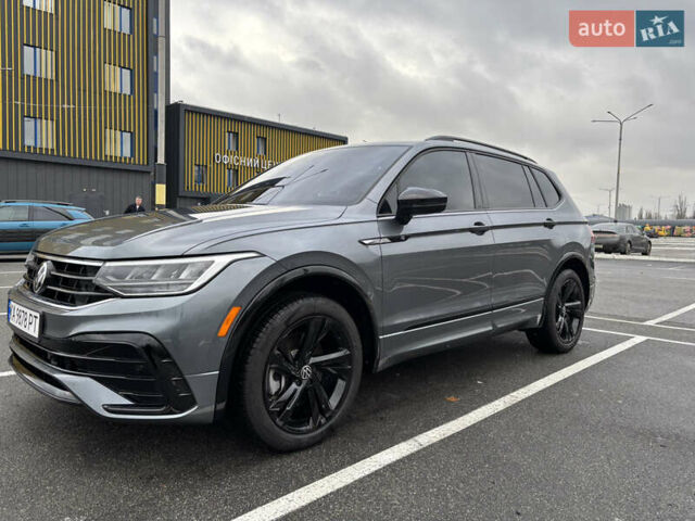 Серый Фольксваген Тигуан, объемом двигателя 1.98 л и пробегом 39 тыс. км за 34750 $, фото 1 на Automoto.ua
