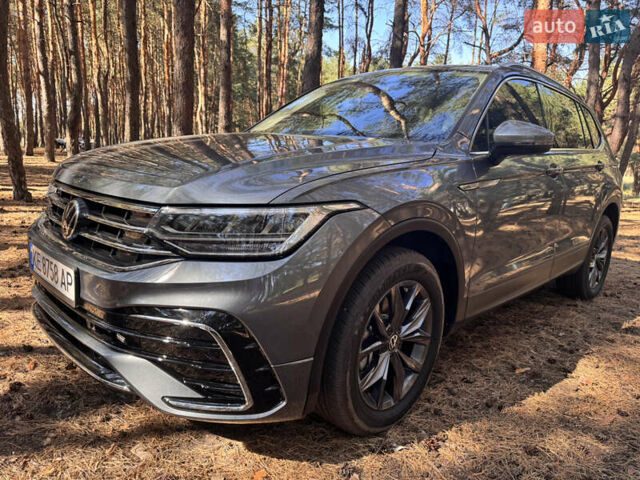 Серый Фольксваген Тигуан, объемом двигателя 1.98 л и пробегом 22 тыс. км за 24999 $, фото 1 на Automoto.ua