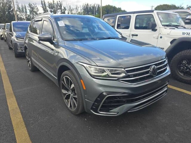 Сірий Фольксваген Тігуан, об'ємом двигуна 0 л та пробігом 40 тис. км за 19500 $, фото 1 на Automoto.ua