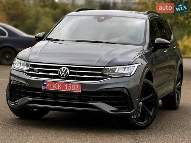 Сірий Фольксваген Тігуан, об'ємом двигуна 2 л та пробігом 2 тис. км за 31500 $, фото 1 на Automoto.ua