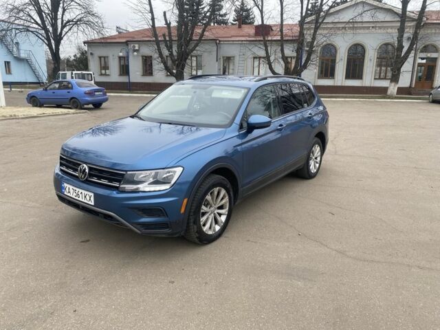 Синий Фольксваген Тигуан, объемом двигателя 2 л и пробегом 320 тыс. км за 14200 $, фото 1 на Automoto.ua