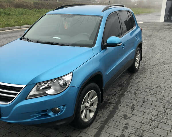 Синій Фольксваген Тігуан, об'ємом двигуна 2 л та пробігом 230 тис. км за 10500 $, фото 1 на Automoto.ua
