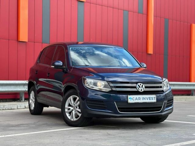 Синій Фольксваген Тігуан, об'ємом двигуна 2 л та пробігом 220 тис. км за 12000 $, фото 1 на Automoto.ua