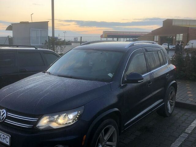 Синий Фольксваген Тигуан, объемом двигателя 2 л и пробегом 295 тыс. км за 12900 $, фото 1 на Automoto.ua