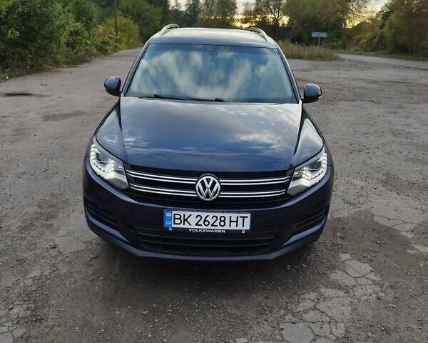 Синій Фольксваген Тігуан, об'ємом двигуна 1.98 л та пробігом 194 тис. км за 11100 $, фото 1 на Automoto.ua
