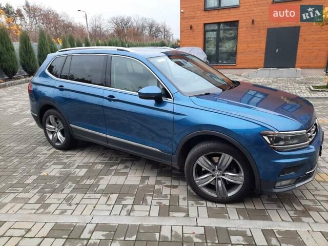Синий Фольксваген Тигуан, объемом двигателя 1.98 л и пробегом 236 тыс. км за 16500 $, фото 1 на Automoto.ua