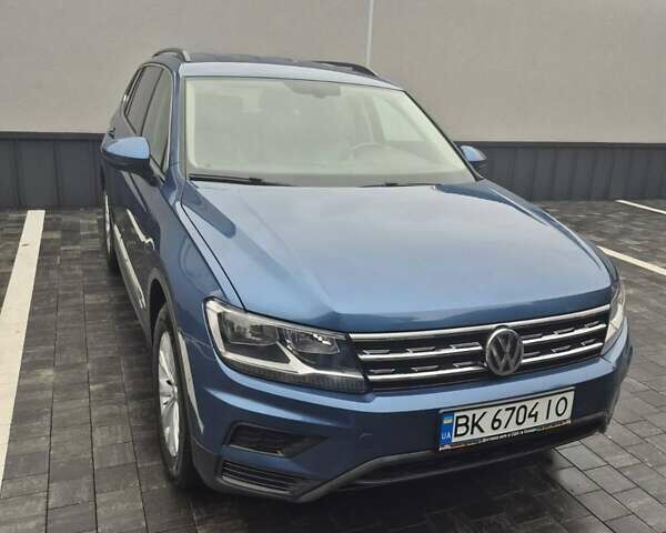 Синій Фольксваген Тігуан, об'ємом двигуна 1.98 л та пробігом 202 тис. км за 17200 $, фото 1 на Automoto.ua