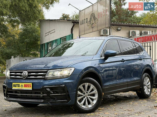 Синий Фольксваген Тигуан, объемом двигателя 1.98 л и пробегом 103 тыс. км за 18999 $, фото 1 на Automoto.ua