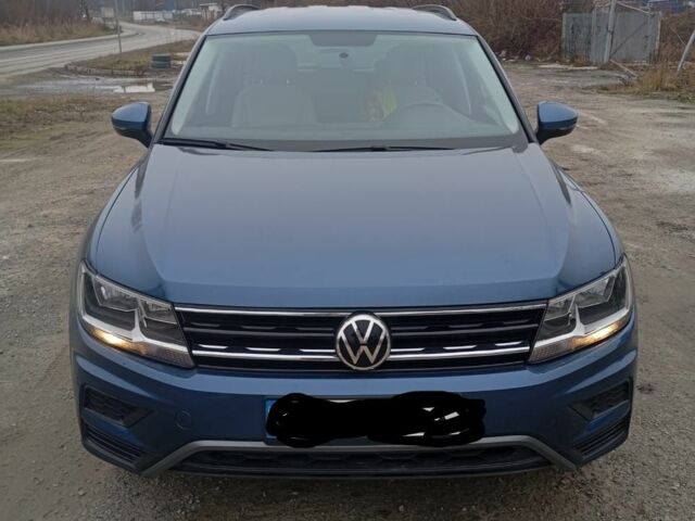 Синий Фольксваген Тигуан, объемом двигателя 0 л и пробегом 49 тыс. км за 16908 $, фото 1 на Automoto.ua