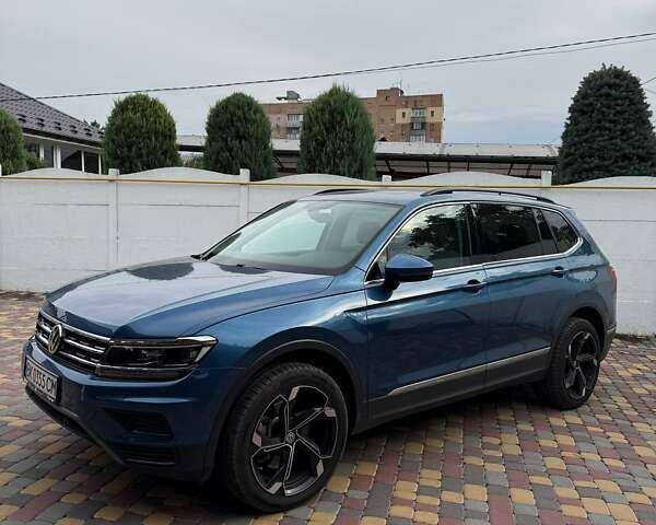 Синій Фольксваген Тігуан, об'ємом двигуна 1.98 л та пробігом 62 тис. км за 21000 $, фото 1 на Automoto.ua