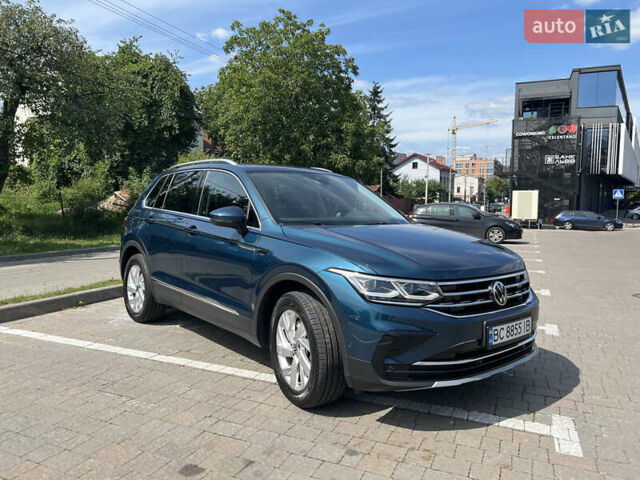 Синій Фольксваген Тігуан, об'ємом двигуна 2 л та пробігом 50 тис. км за 34000 $, фото 1 на Automoto.ua