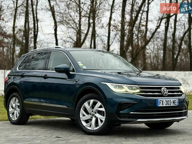 Синий Фольксваген Тигуан, объемом двигателя 2 л и пробегом 157 тыс. км за 30899 $, фото 1 на Automoto.ua