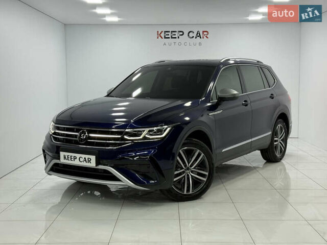 Синий Фольксваген Тигуан, объемом двигателя 2 л и пробегом 10 тыс. км за 35900 $, фото 1 на Automoto.ua