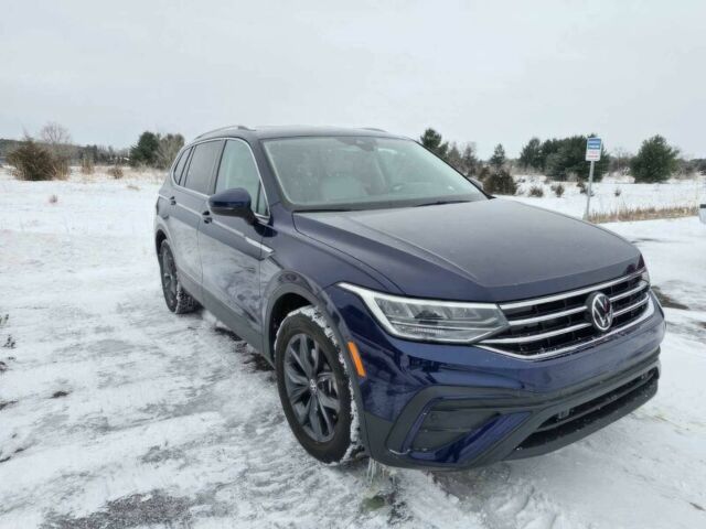 Синий Фольксваген Тигуан, объемом двигателя 2 л и пробегом 30 тыс. км за 16900 $, фото 1 на Automoto.ua