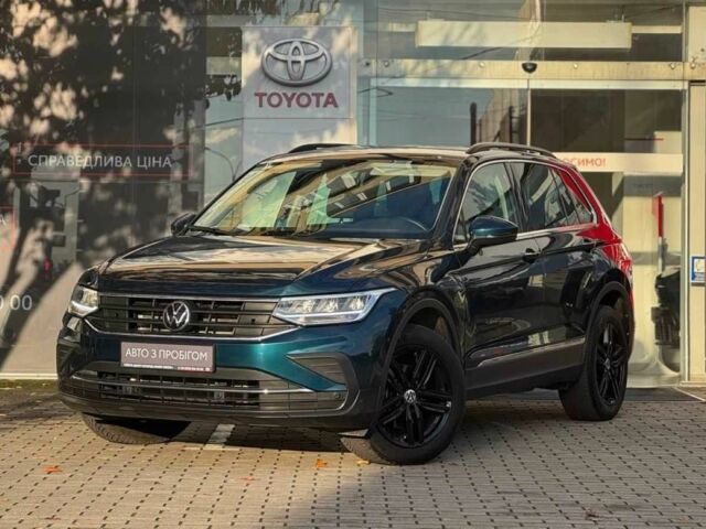 Зеленый Фольксваген Тигуан, объемом двигателя 2 л и пробегом 21 тыс. км за 32938 $, фото 1 на Automoto.ua