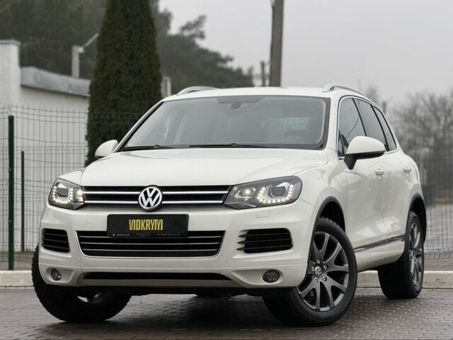 Белый Фольксваген Туарег, объемом двигателя 3 л и пробегом 189 тыс. км за 17450 $, фото 1 на Automoto.ua