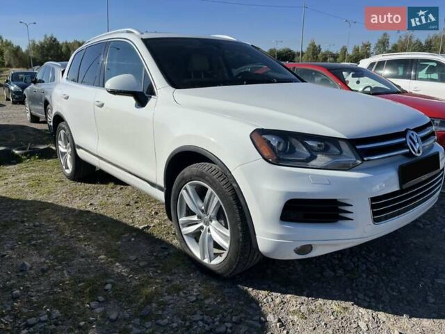 Белый Фольксваген Туарег, объемом двигателя 3.6 л и пробегом 135 тыс. км за 16900 $, фото 1 на Automoto.ua