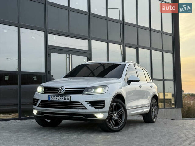 Білий Фольксваген Туарег, об'ємом двигуна 2.98 л та пробігом 287 тис. км за 24250 $, фото 1 на Automoto.ua