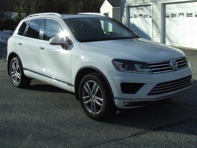 Белый Фольксваген Туарег, объемом двигателя 3.6 л и пробегом 80 тыс. км за 7900 $, фото 1 на Automoto.ua