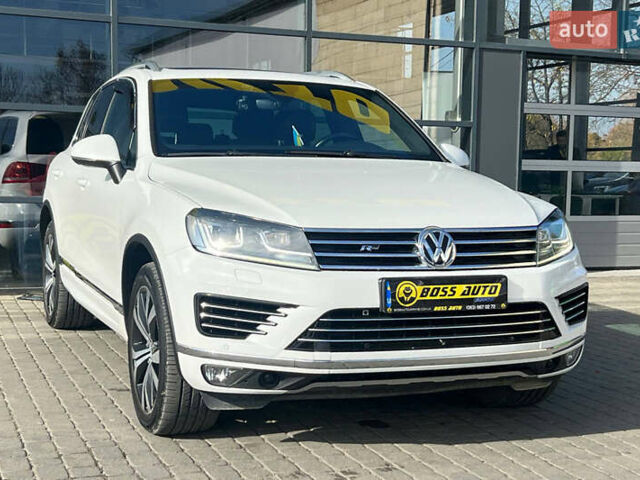 Белый Фольксваген Туарег, объемом двигателя 3.6 л и пробегом 157 тыс. км за 20500 $, фото 1 на Automoto.ua