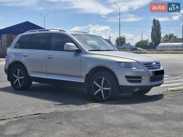 Бежевый Фольксваген Туарег, объемом двигателя 2.97 л и пробегом 307 тыс. км за 16250 $, фото 1 на Automoto.ua