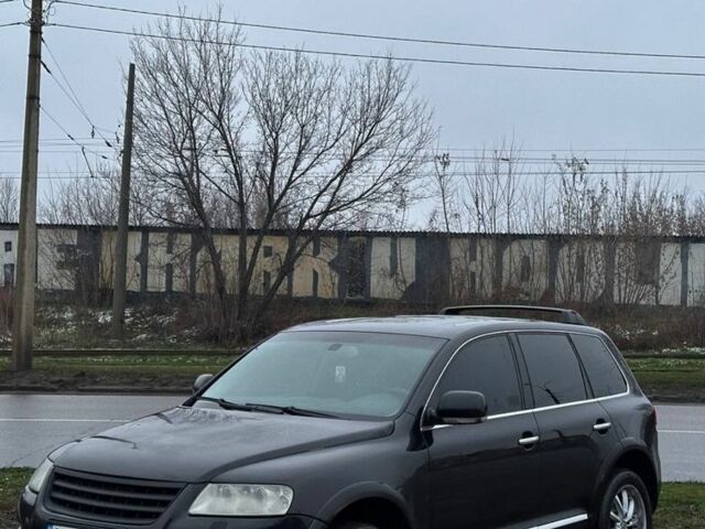 Чорний Фольксваген Туарег, об'ємом двигуна 4.2 л та пробігом 343 тис. км за 5500 $, фото 1 на Automoto.ua