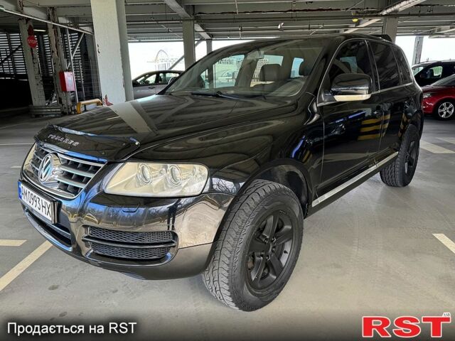 Черный Фольксваген Туарег, объемом двигателя 2.5 л и пробегом 271 тыс. км за 6650 $, фото 1 на Automoto.ua